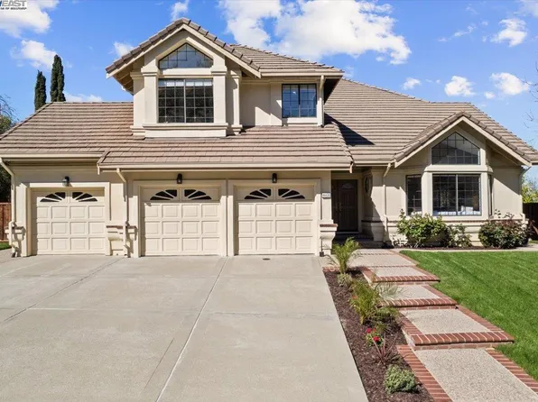 44486 View Point Cir, Fremont, CA 94539
