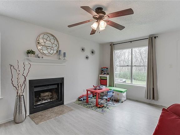 2nd image of 6900 Hyland Cir