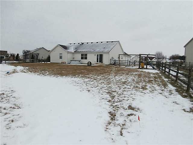 2nd image of 7136 Westmeadow Rd