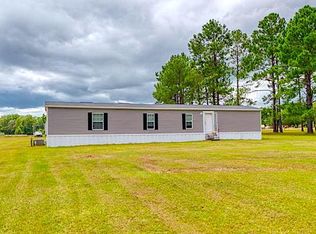 5966 Futch Rd, Hahira, GA 31632