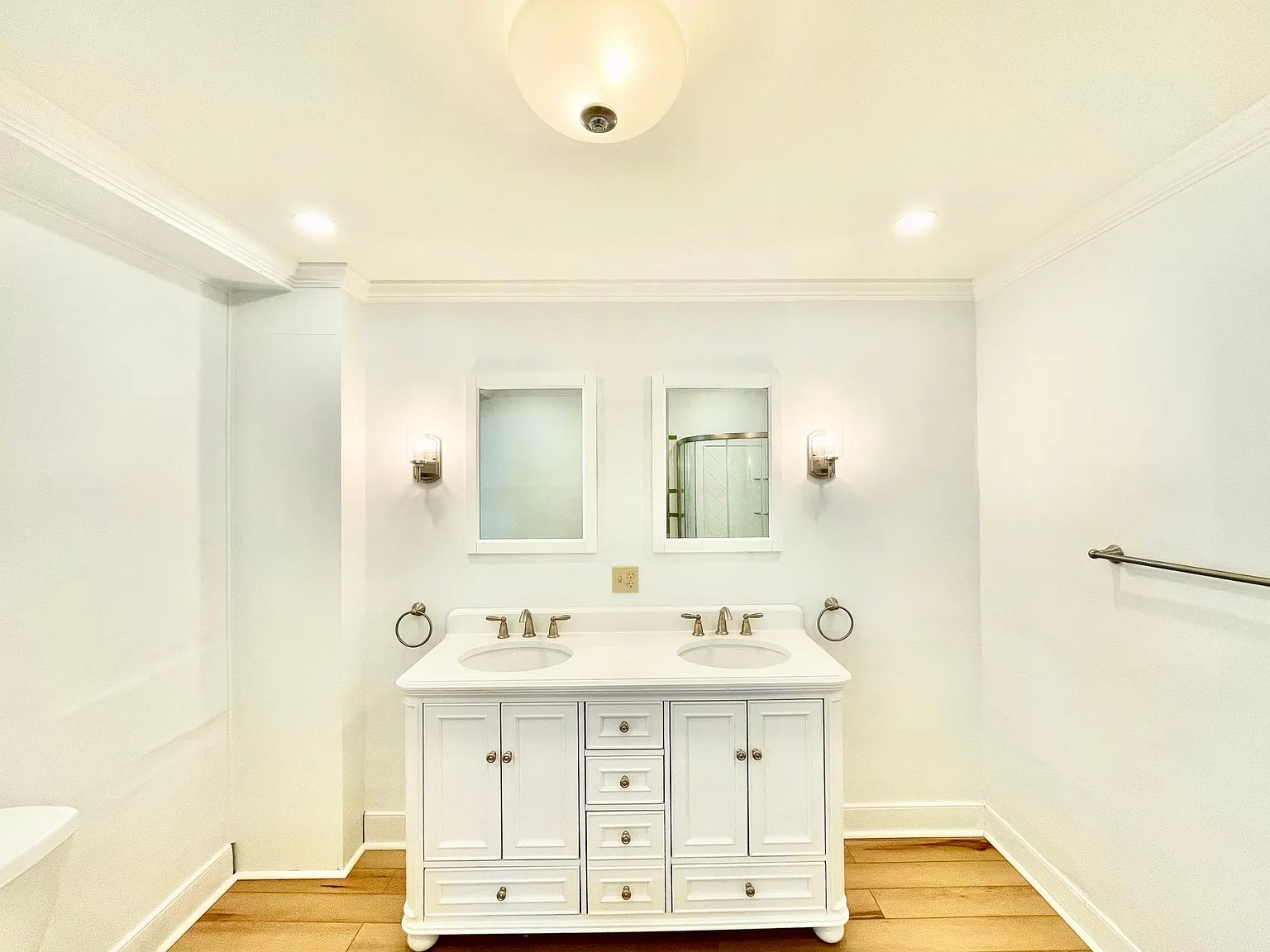 2 bed, $1,595 — Photo 3