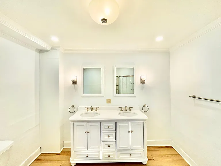 50 High St #1 — Photo 3