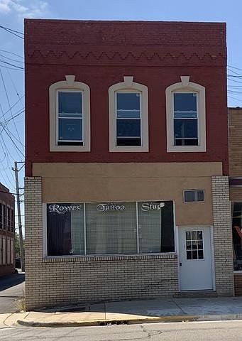 1st image of 112 S Park St