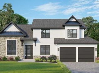 84 Richard St, Tenafly, NJ 07670