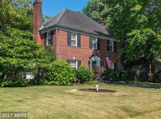 824 S Courthouse Rd, Arlington, VA 22204