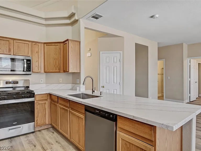 2227 Buffalo Run Ave — Photo 2