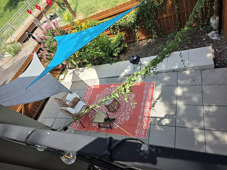 Desilu Dr — Photo 8