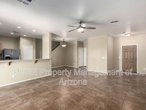 3rd image of 7048 W Lincoln St