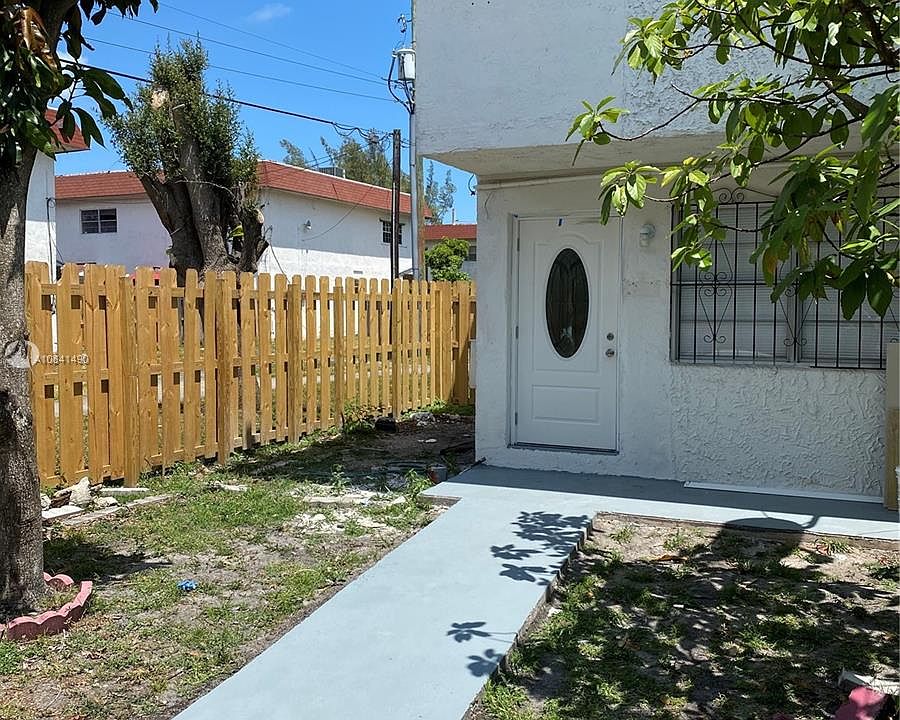 1st image of 1521 NE 150th St APT 104
