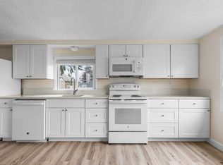 530 NE 5th St, Gresham, OR 97030