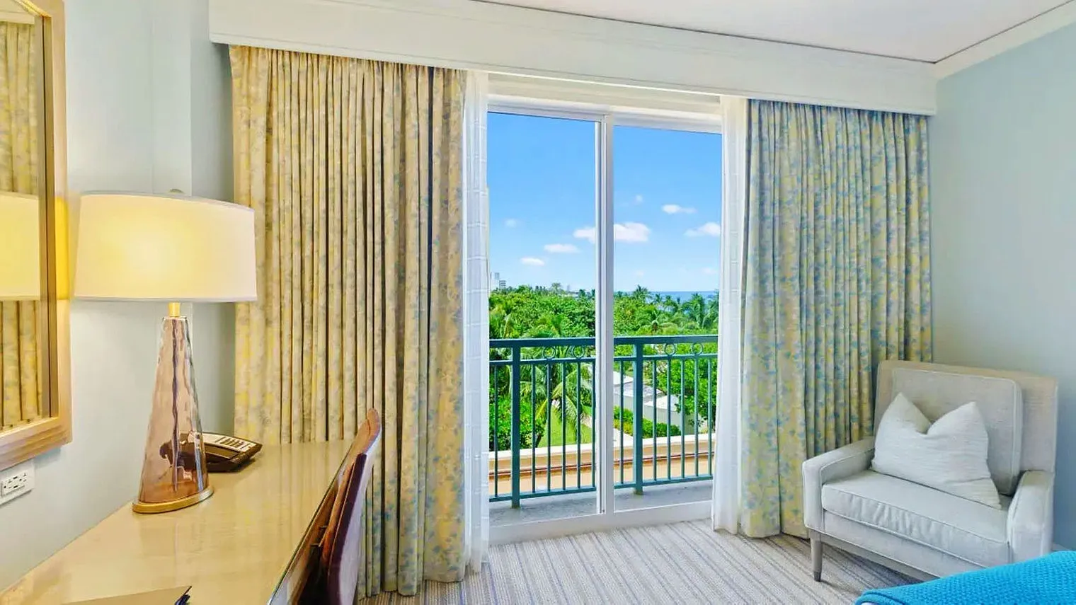 Studio, 1.0 bath, 419 sqft, $9,828 — Photo 3