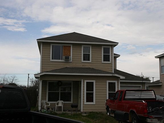3rd image of 1614 Prickly Pear Dr