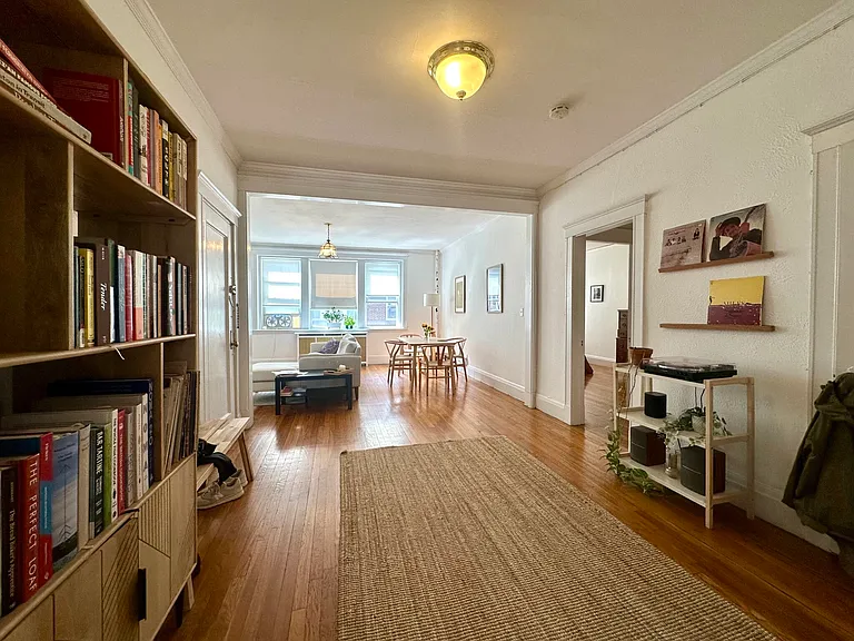 44 Longwood Ave #3 — Photo 4