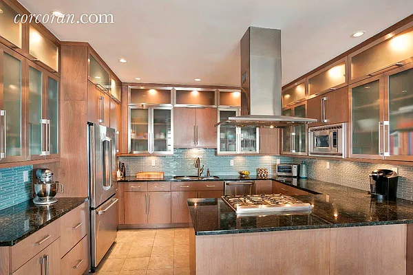 Sold by Corcoran | media 15