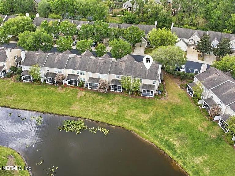 11152 Castlemain Cir S — Photo 1