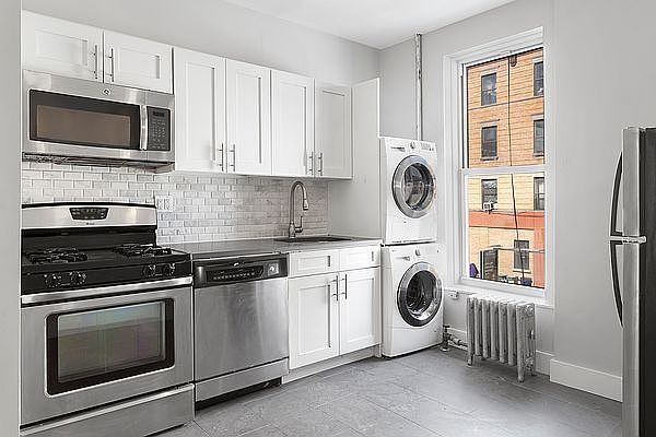 1st image of 616 Halsey St APT 1L