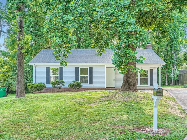 7025 Bluff Wood Cv, Charlotte, NC 28212