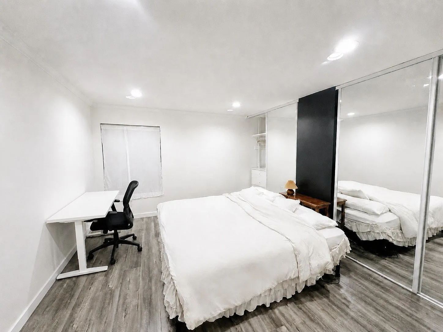 2 bed, 1182 sqft, $3,400 — Photo 4