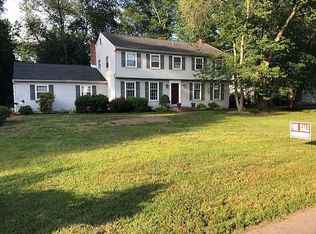 221 Sunny Jim Dr, Medford, NJ 08055