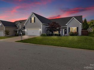 105 E Swift Creek Rd, Fletcher, NC 28732