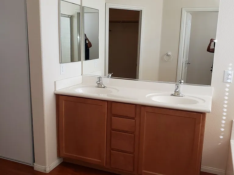 8904 Nautilus Vista Ct — Photo 25