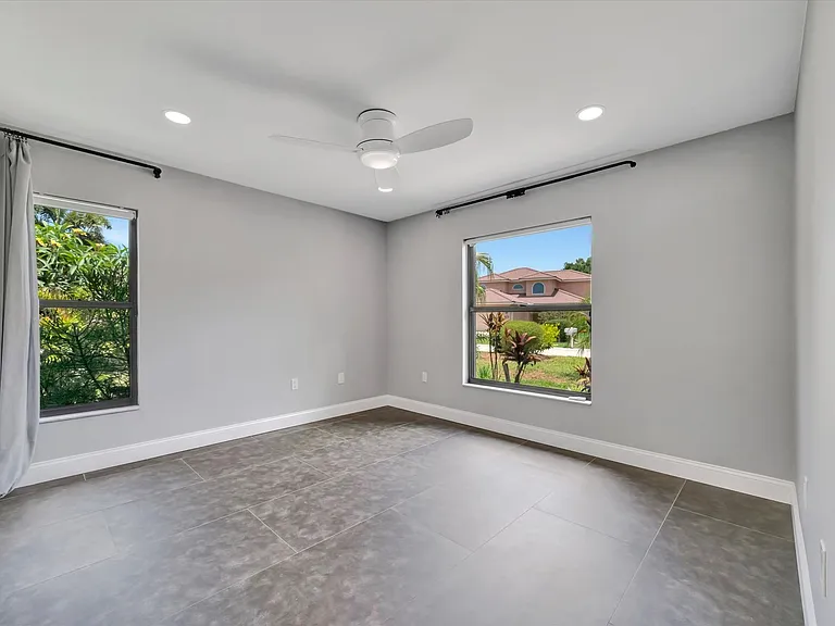 6044 Marella Dr — Photo 19