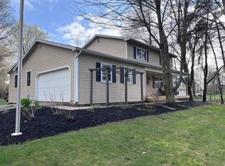 5625 Ivanrest Ave SW, Wyoming, MI 49418