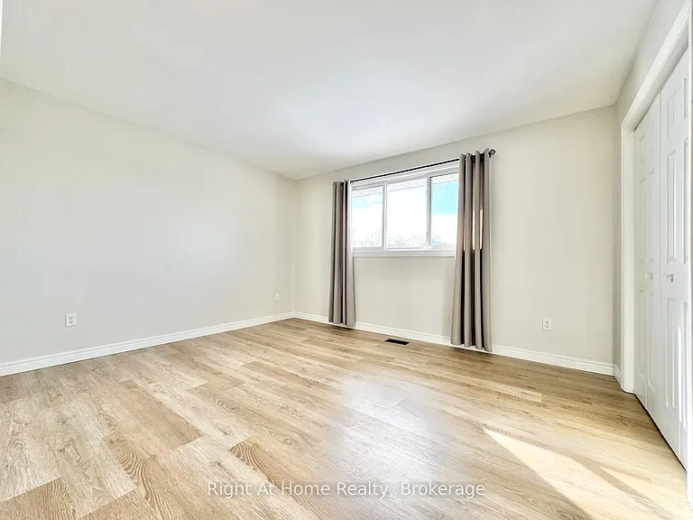 221 1st Rd E — Photo 11