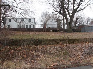 Plainfield Ave, Raritan, NJ 08869