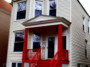 3244 N Ridgeway Ave #2, Chicago, IL 60618