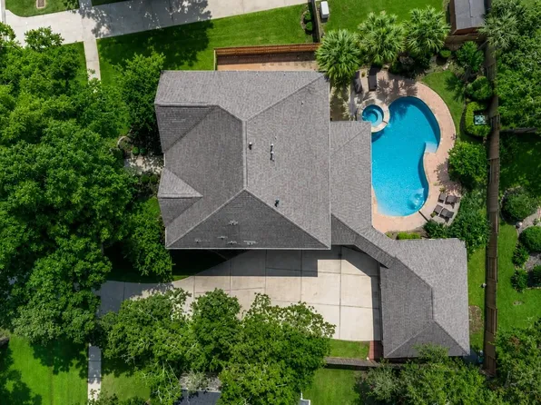 9614 Pennington Ln, Missouri City, TX 77459
