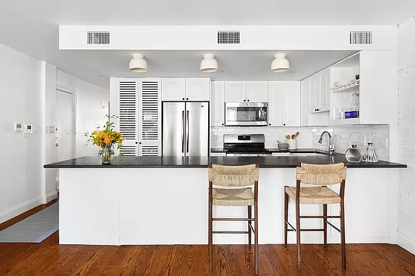 Sold by Compass | media 5