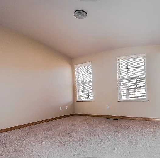 2869 W Hillshire Dr — Photo 8