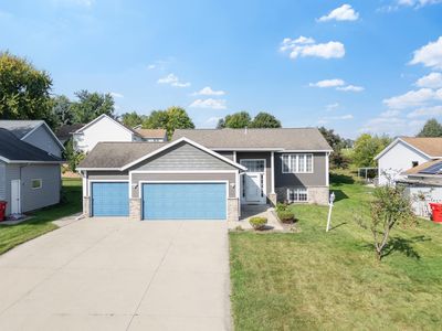 1005 4th Ave NE, Byron, MN, 55920