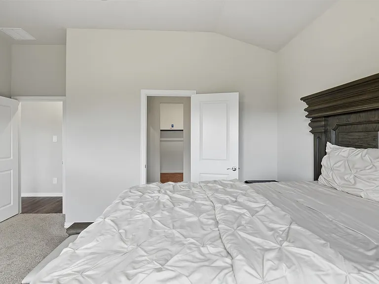 2275 Cliff Springs Dr — Photo 15