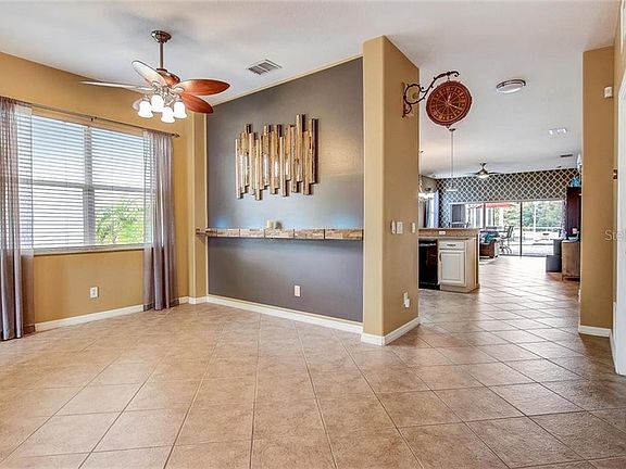 3rd image of 9506 Snowberry Way