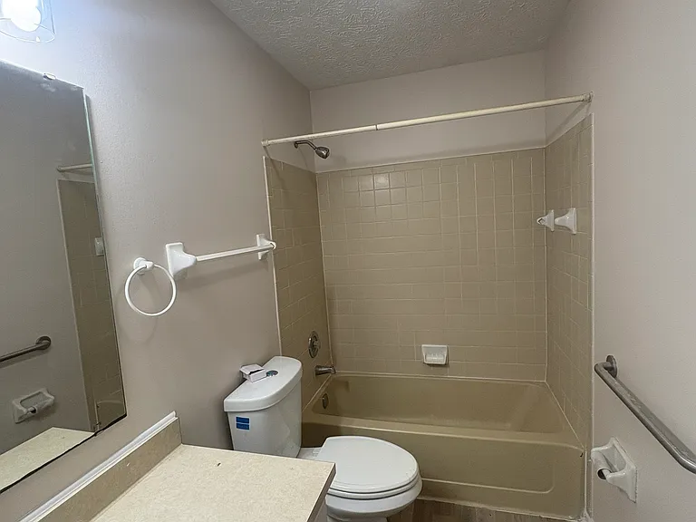 7630 Lippincott Way — Photo 15