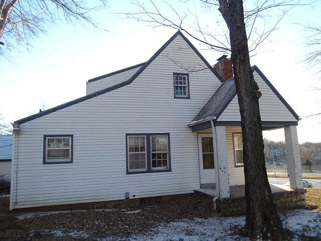 2nd image of 6609 Paseo Blvd