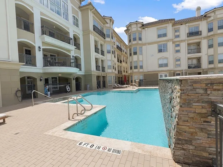 7575 Kirby Dr #2214 — Photo 30