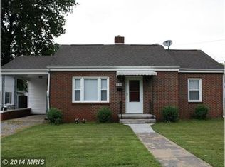 171 E Queen St, Strasburg, VA