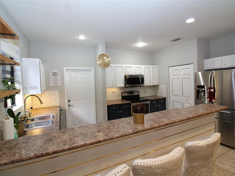 3698 SE 2nd Dr — Photo 30