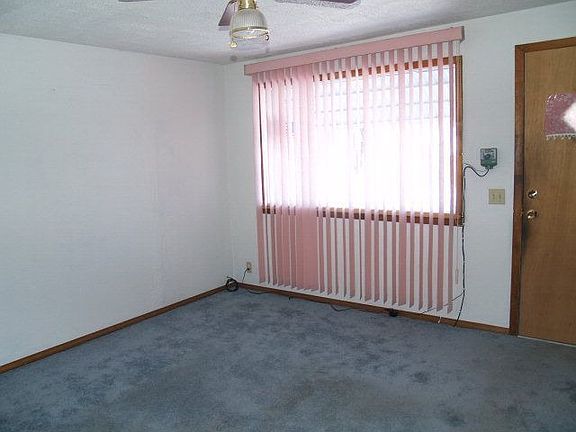 2nd image of 711 Santa Clara Ave