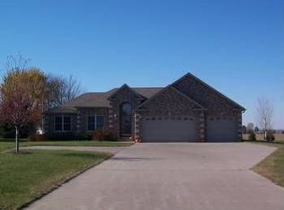 308 Prairie Ct, Wilton, IA 52778