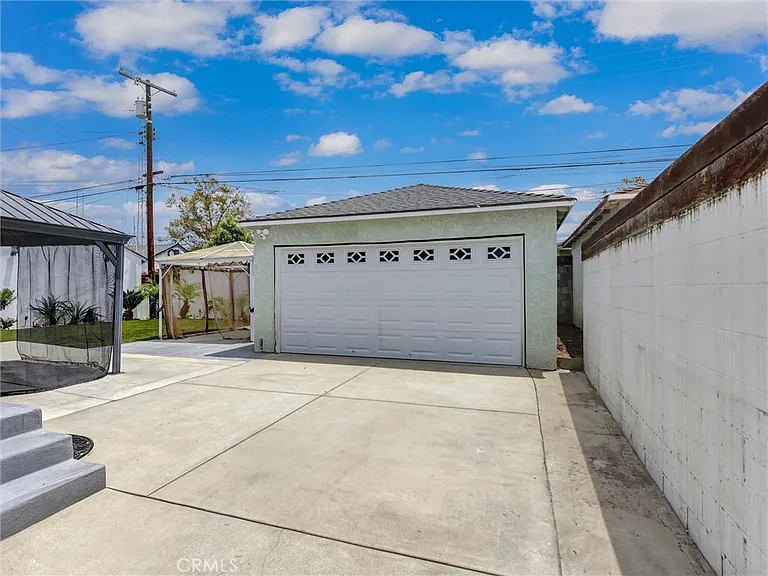 4350 Carfax Ave — Photo 3