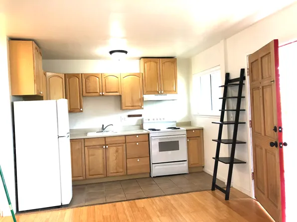 3019 Bateman St, Berkeley, CA 94705