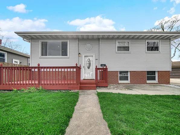 1110 N Wheeler St, Griffith, IN 46319