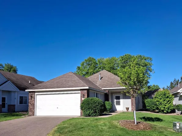 2704 Oak Ridge Trl, Woodbury, MN 55125