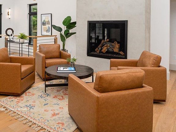 2nd image of 208-1 Carley Road