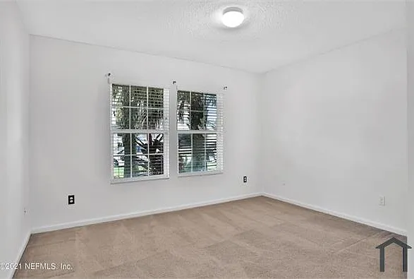 276 W Adelaide Dr — Photo 30