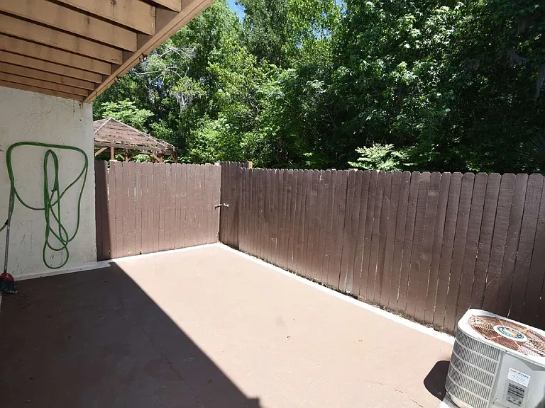 15 Florida Park Dr N #6 — Photo 15